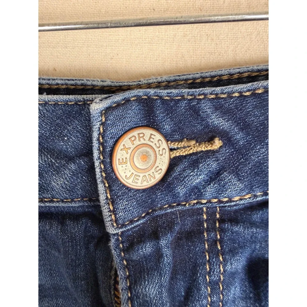 Express Denim Boho Embroidered Shorts Women 6 Y2K Jean Frayed Hem Indie Festival